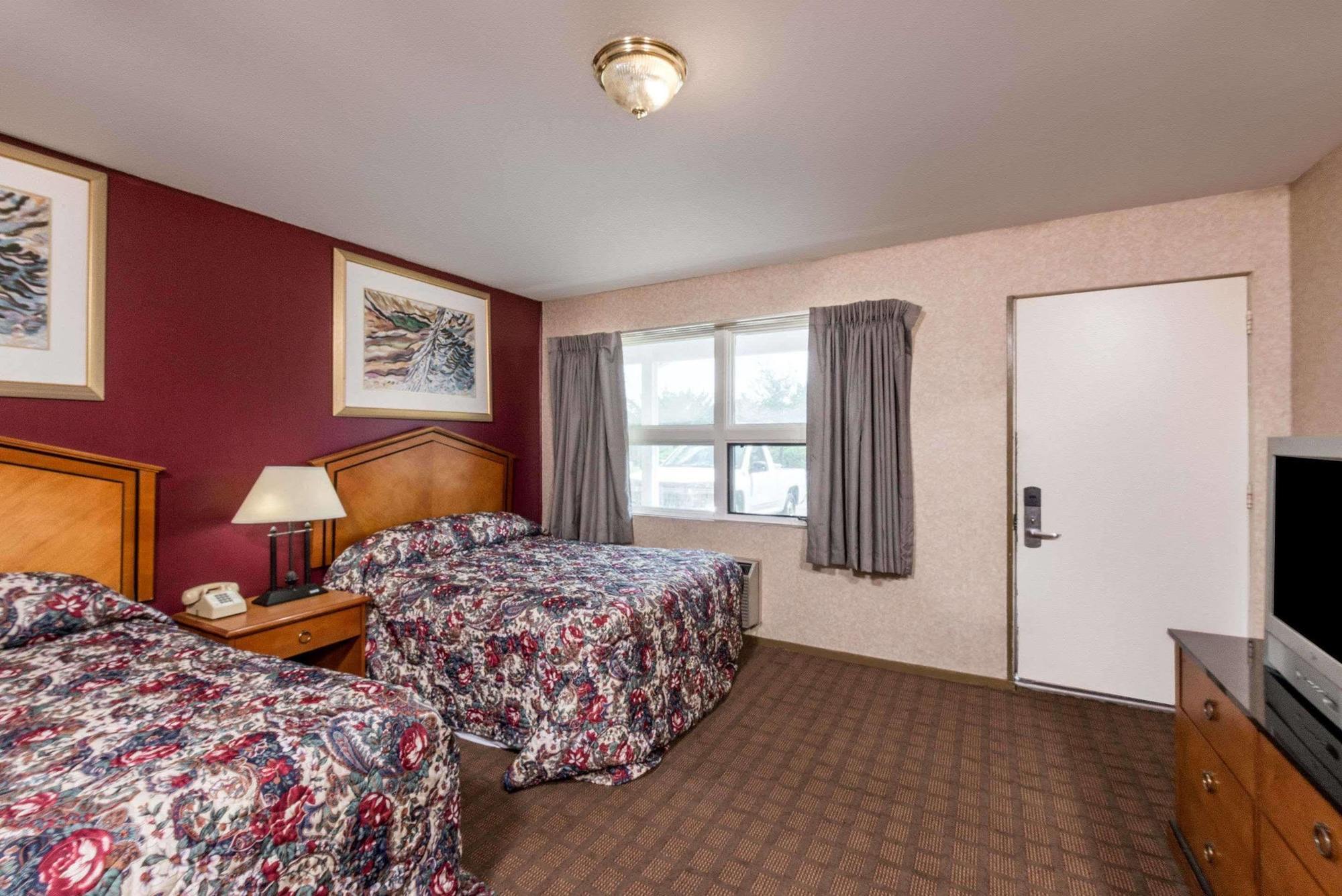 Elite Inn Moosup Extérieur photo