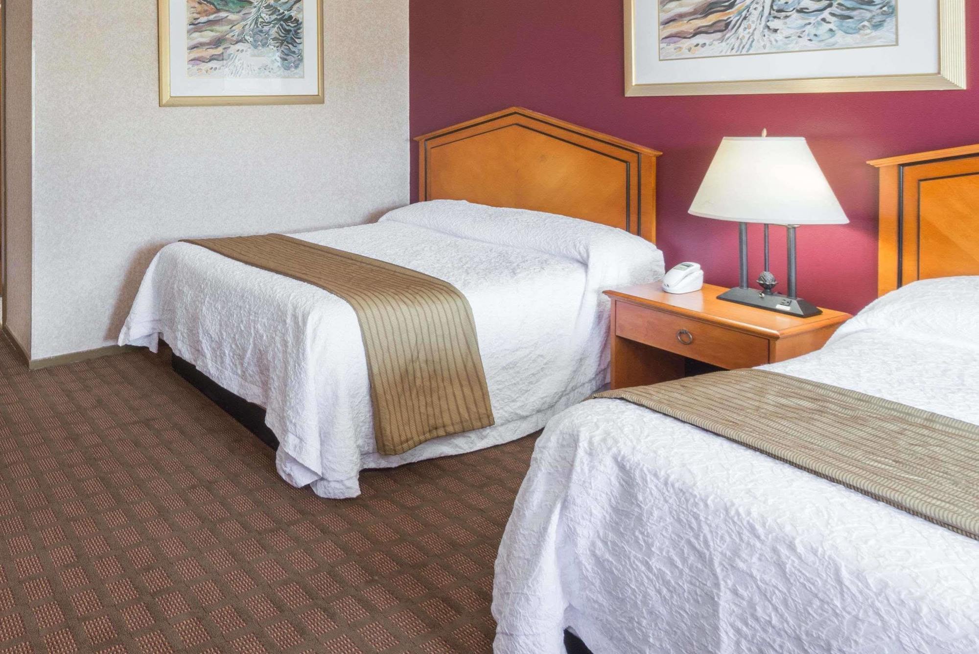 Elite Inn Moosup Extérieur photo