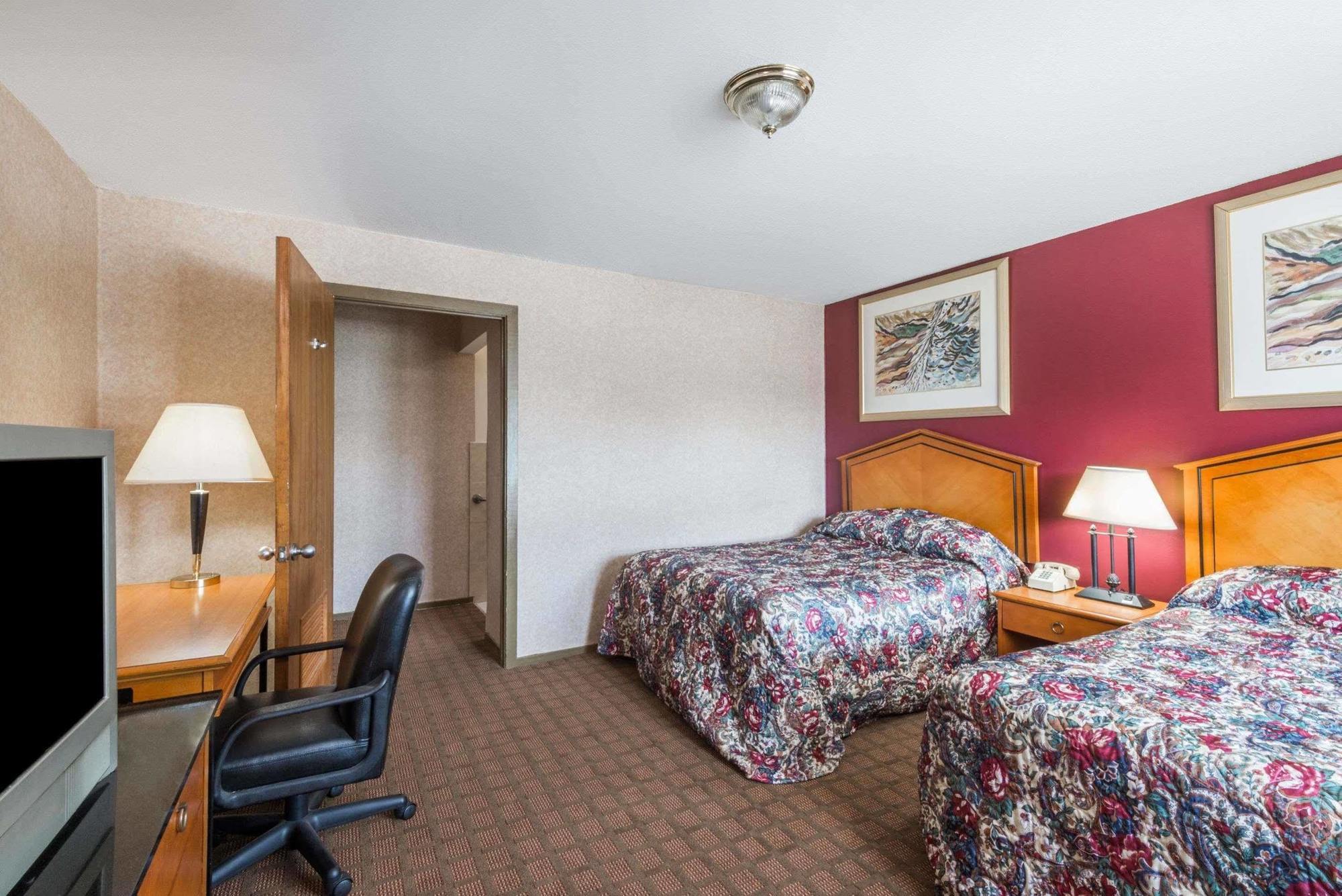 Elite Inn Moosup Extérieur photo